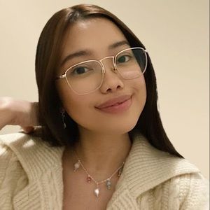 Meet your Posher, Ella